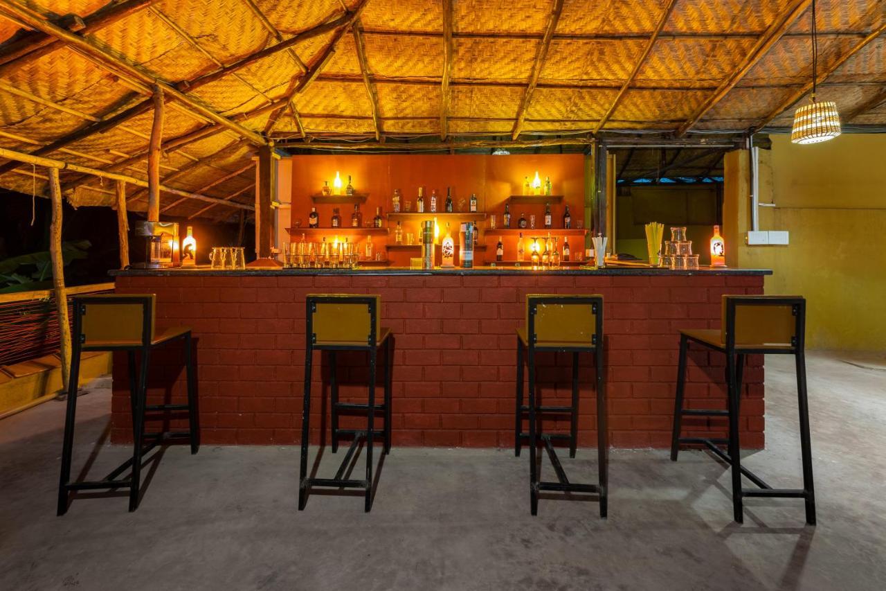 Resort Justa Goa - 80 Steps From Morjim