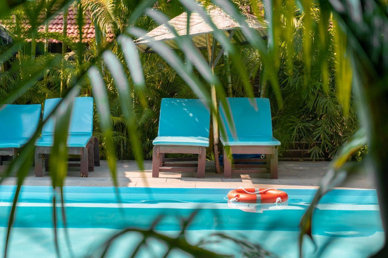 Justa Goa - 80 Steps From Resort Morjim