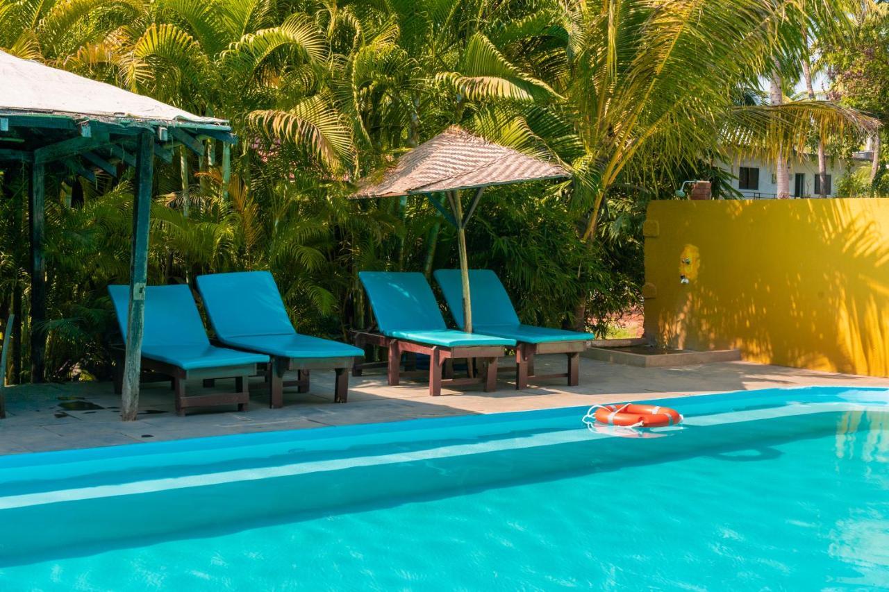 Resort Justa Goa - 80 Steps From 4*
