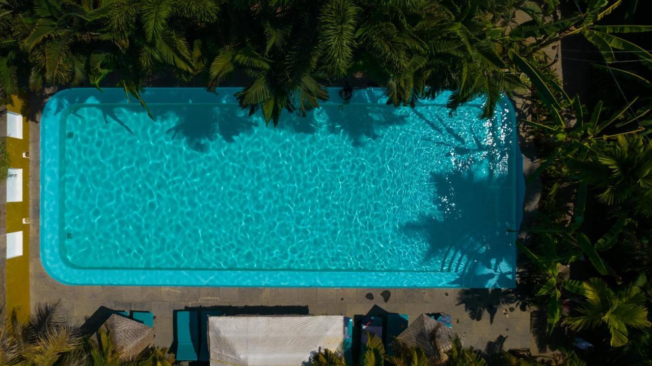 Resort Justa Goa - 80 Steps From Morjim